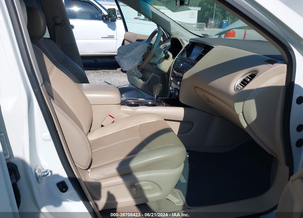 2015 NISSAN PATHFINDER PLATINUM VIN: 5N1AR2MN2FC719717
