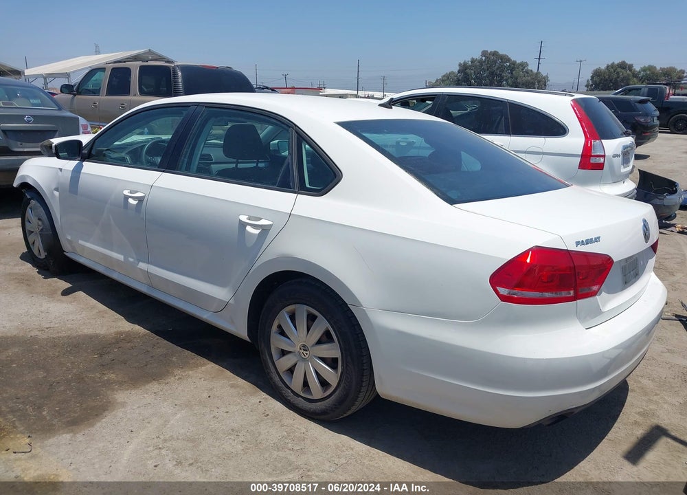 2013 VOLKSWAGEN PASSAT 2.5L S VIN: 1VWAP7A32DC145026