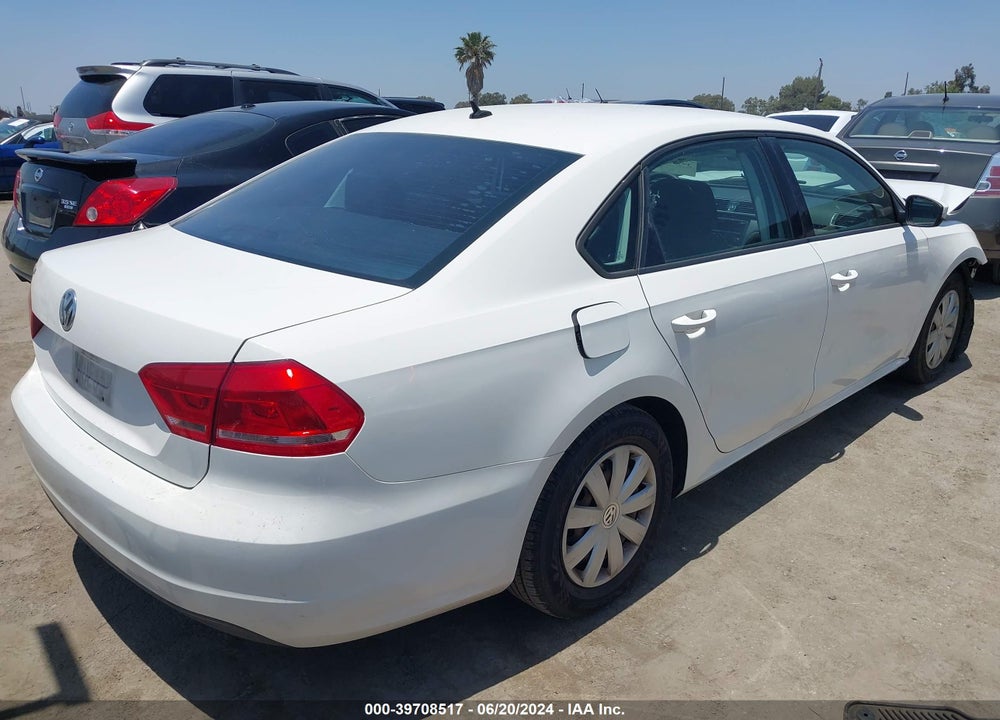 2013 VOLKSWAGEN PASSAT 2.5L S VIN: 1VWAP7A32DC145026