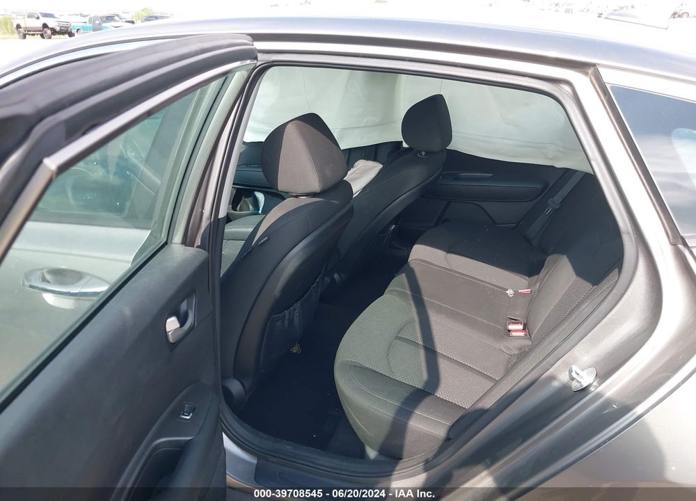 2016 KIA OPTIMA LX VIN: 5XXGT4L36GG040269