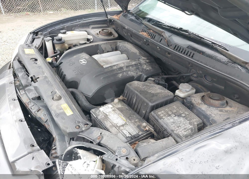 2005 HYUNDAI SANTA FE GLS VIN: KM8SC13D05U934935