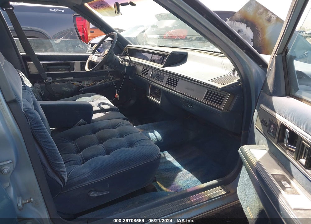 1989 OLDSMOBILE DELTA 88 ROYALE BROUGHAM VIN: 1G3HY54C3KW325092