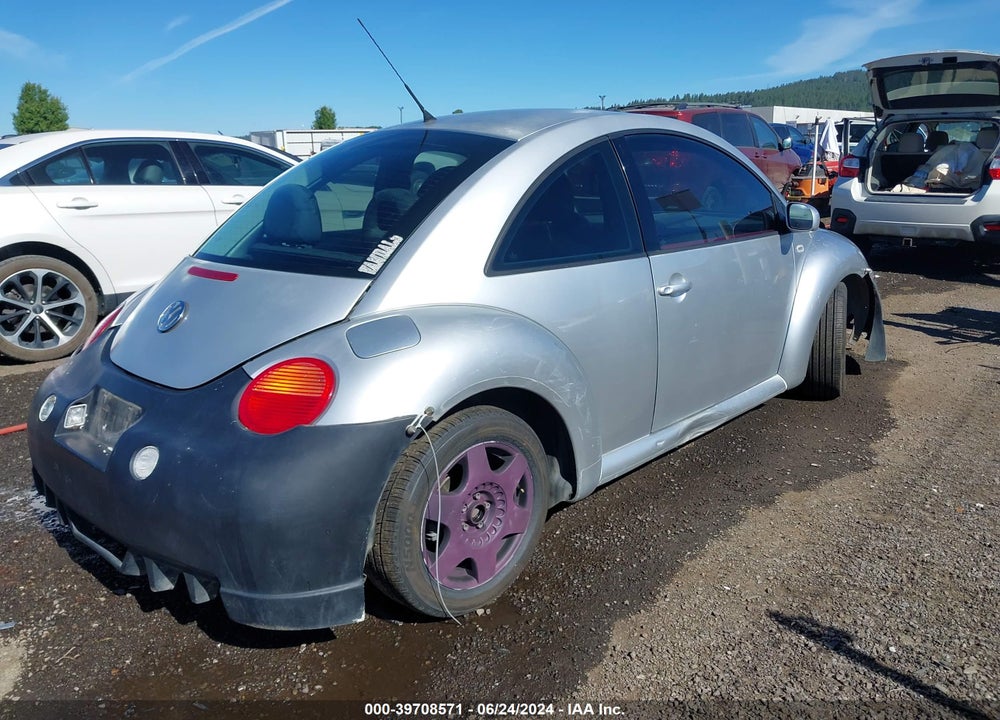 2001 VOLKSWAGEN NEW BEETLE GLS VIN: 3VWCB21C31M458932