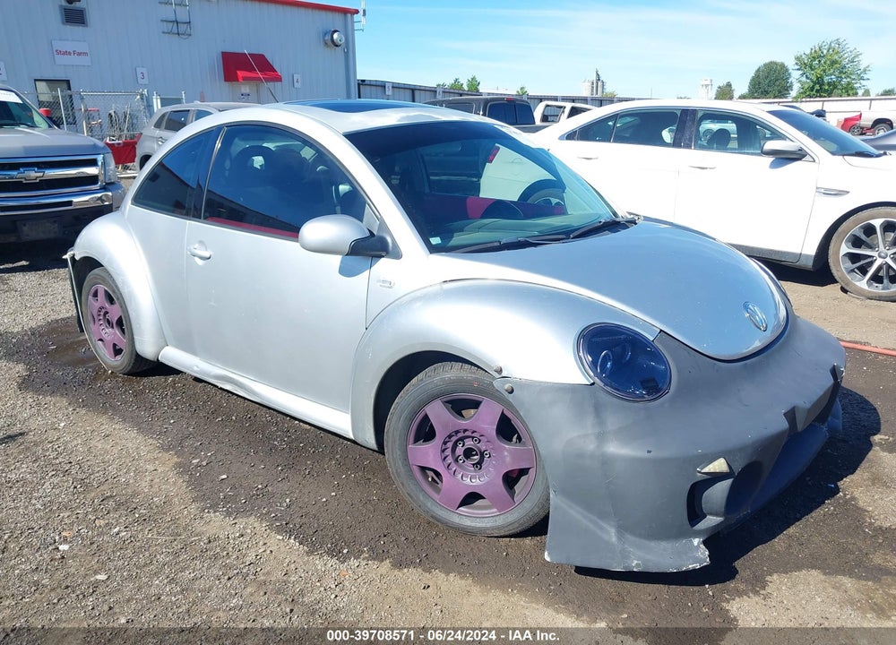2001 VOLKSWAGEN NEW BEETLE GLS VIN: 3VWCB21C31M458932