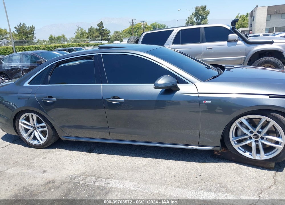 2022 AUDI A4 PREMIUM PLUS 45 TFSI S LINE QUATTRO S TRONIC VIN: WAUEAAF45NA037241