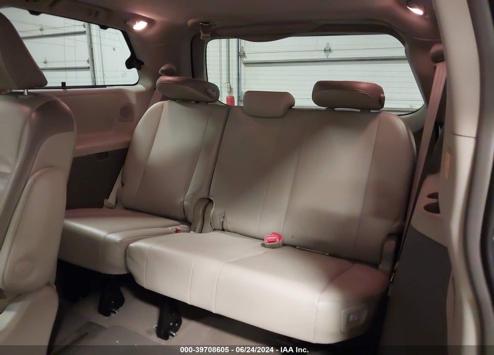 2012 TOYOTA SIENNA LIMITED V6 7 PASSENGER VIN: 5TDYK3DC5CS244831