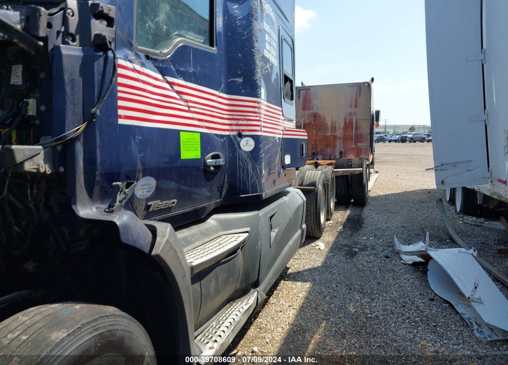 2015 KENWORTH T680 T680 VIN: 1XKYDP9X1FJ436718