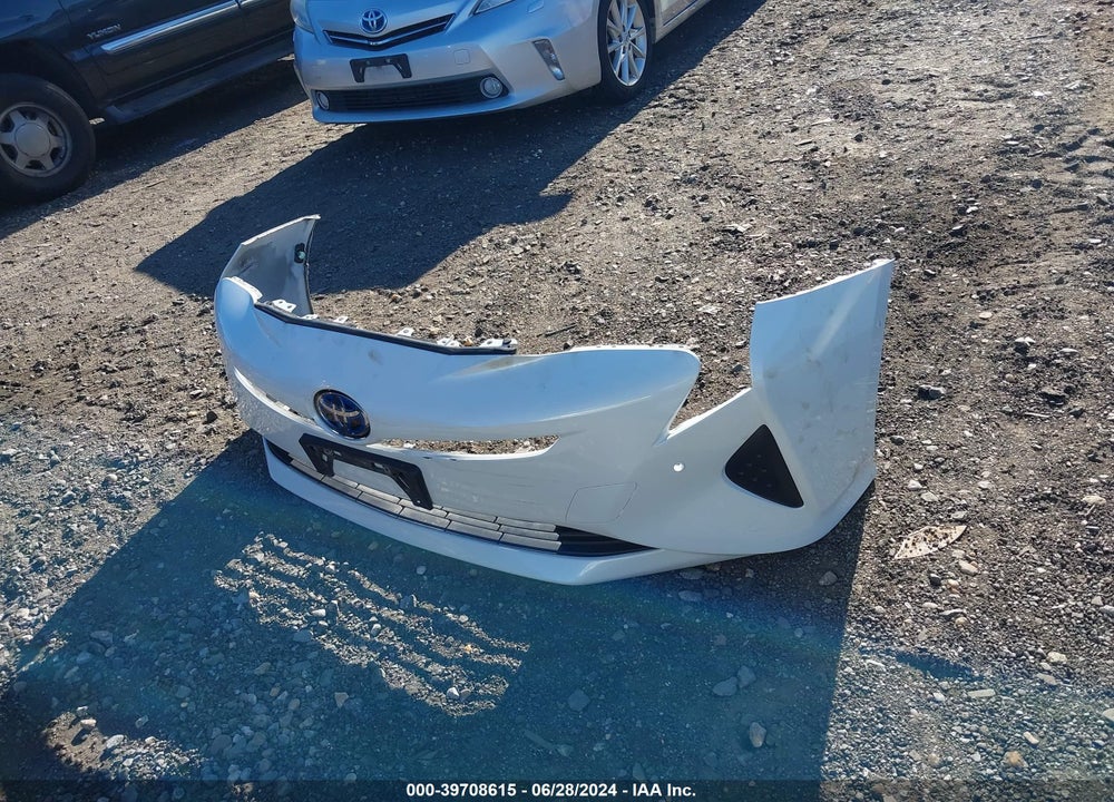 2018 TOYOTA PRIUS FOUR VIN: JTDKARFU2J3061905