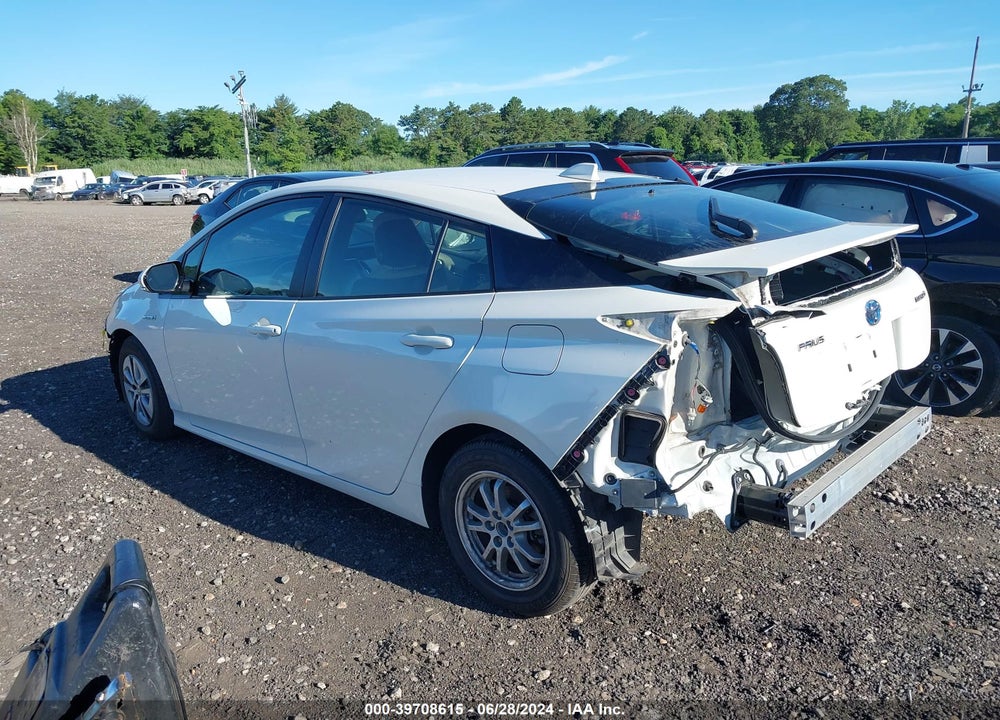 2018 TOYOTA PRIUS FOUR VIN: JTDKARFU2J3061905