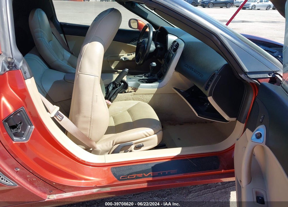 2005 CHEVROLET CORVETTE VIN: 1G1YY24U855127604