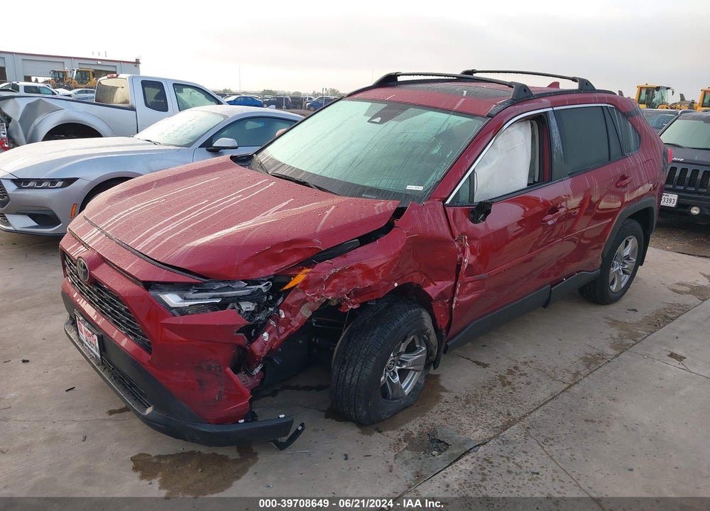 2024 TOYOTA RAV4 XLE VIN: 2T3W1RFV9RW331442
