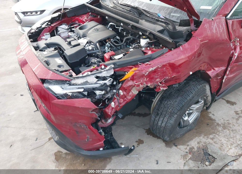 2024 TOYOTA RAV4 XLE VIN: 2T3W1RFV9RW331442