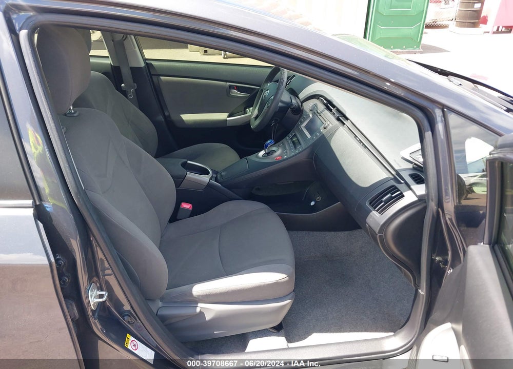 2013 TOYOTA PRIUS FIVE/FOUR/THREE/THREE SE/TWO VIN: JTDKN3DU6D5657628