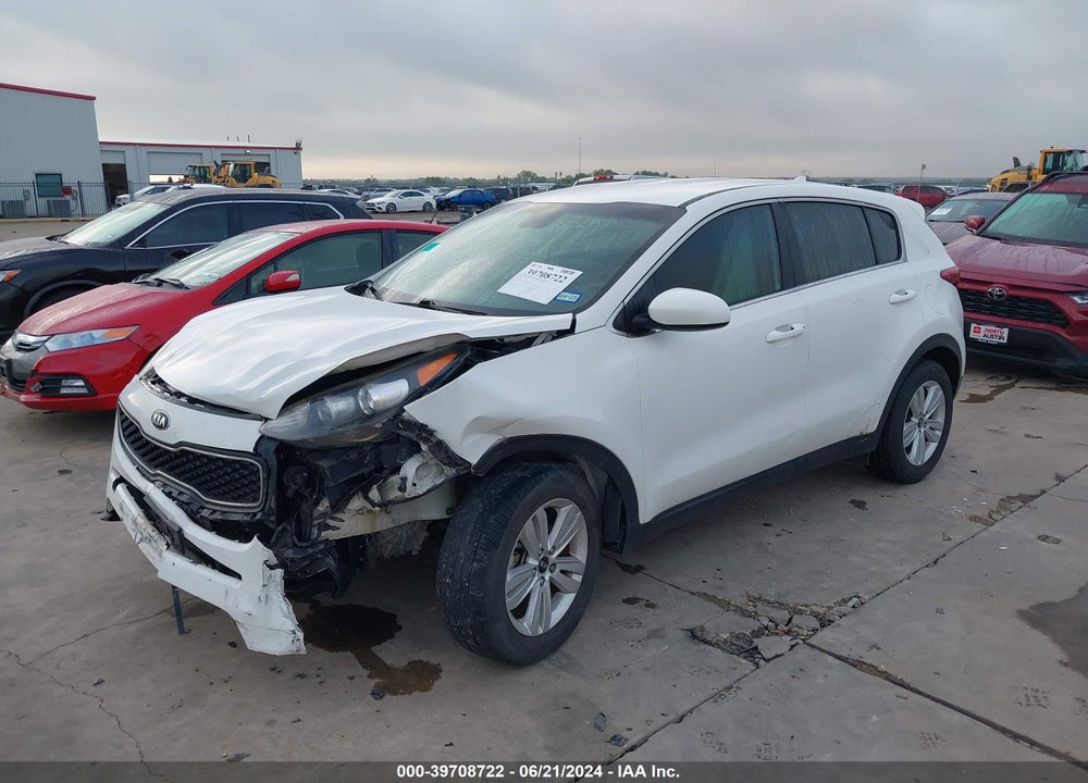 2018 KIA SPORTAGE LX VIN: KNDPM3AC8J7485347
