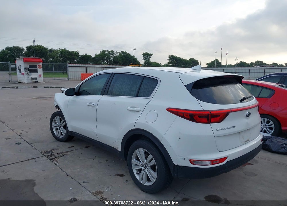 2018 KIA SPORTAGE LX VIN: KNDPM3AC8J7485347