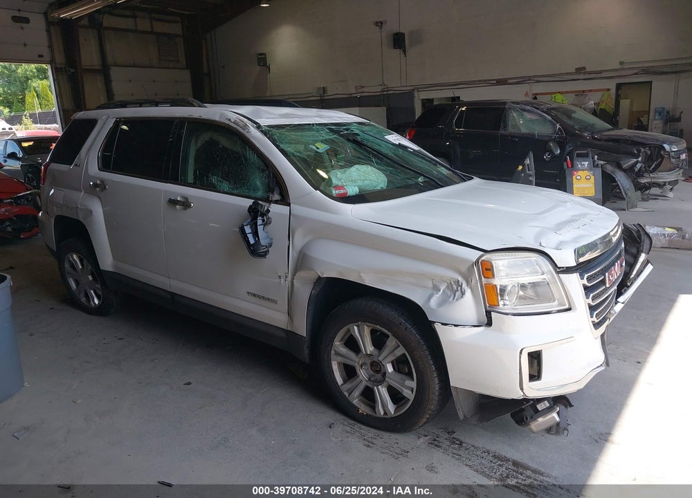 2017 GMC TERRAIN SLT VIN: 2GKFLUEK8H6204605