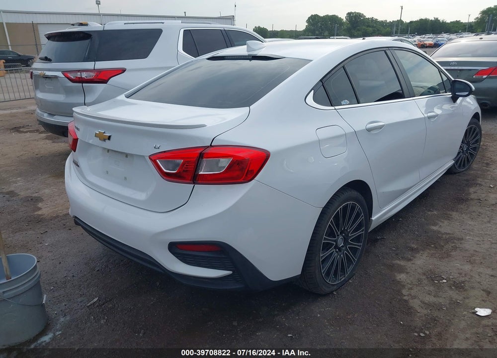 2018 CHEVROLET CRUZE LT AUTO VIN: 1G1BE5SM4J7167048