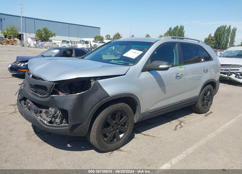 2012 KIA SORENTO LX V6 VIN: 5XYKTDA21CG281490