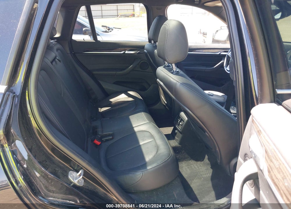 2017 BMW X1 XDRIVE28I VIN: WBXHT3Z31H4A52143