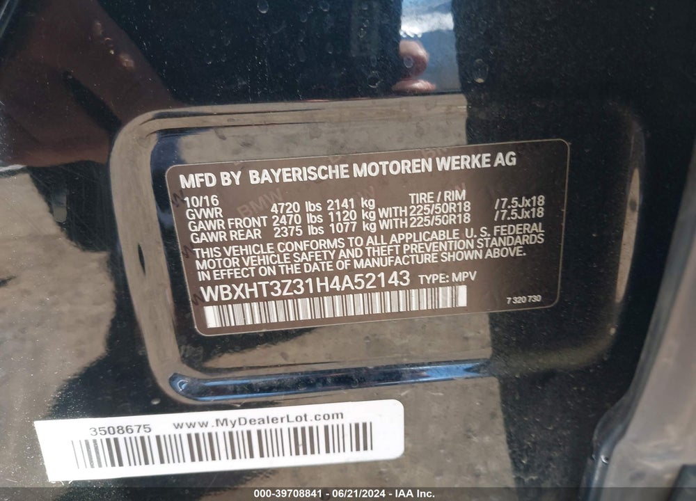 2017 BMW X1 XDRIVE28I VIN: WBXHT3Z31H4A52143