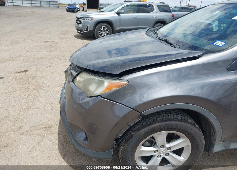 2014 TOYOTA RAV4 XLE VIN: 2T3WFREV8EW115305