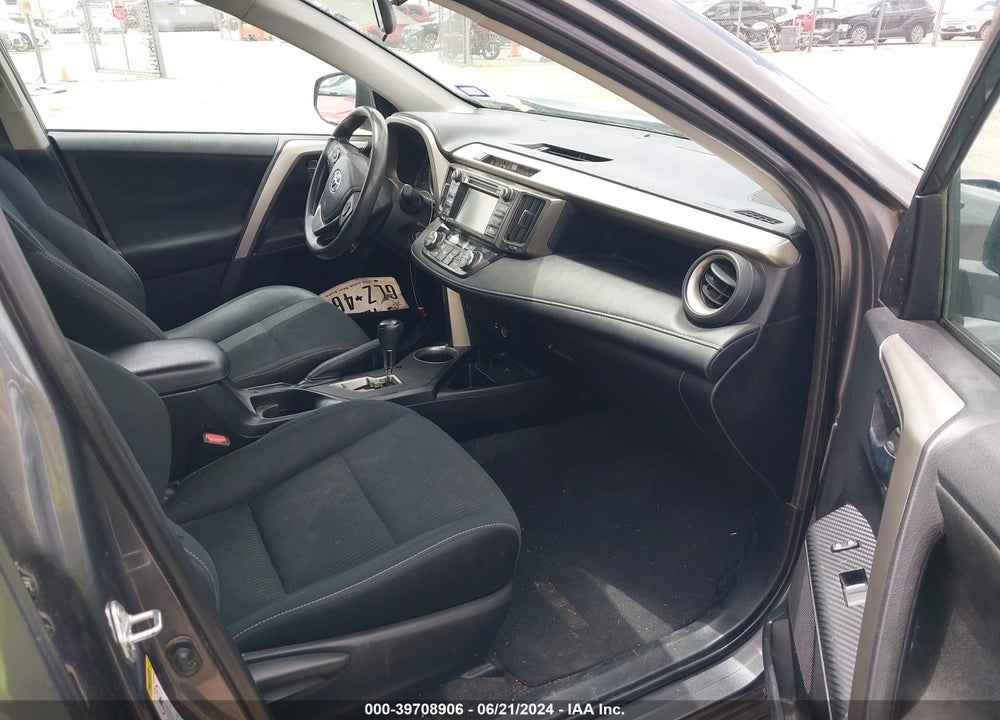 2014 TOYOTA RAV4 XLE VIN: 2T3WFREV8EW115305