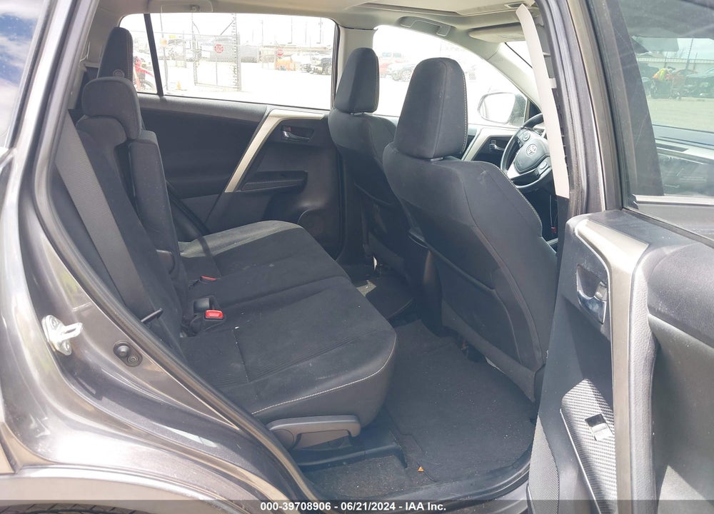 2014 TOYOTA RAV4 XLE VIN: 2T3WFREV8EW115305
