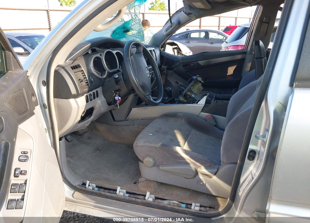 2004 TOYOTA 4RUNNER SR5 V6 VIN: JTEBU14RX48021257