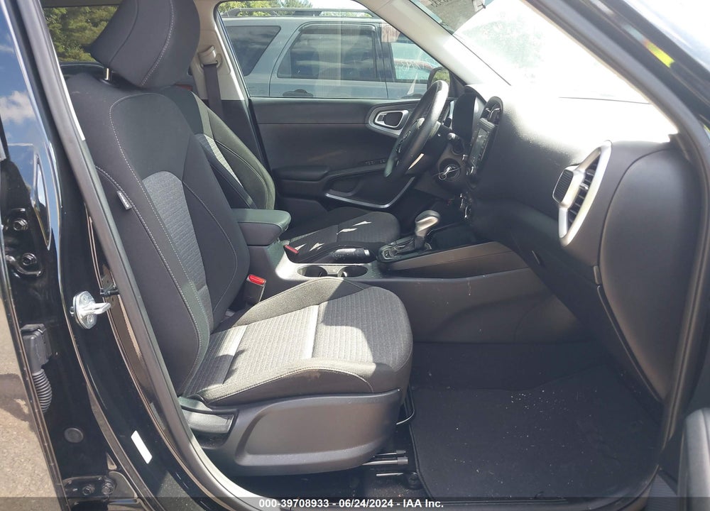 2021 KIA SOUL !/+/S VIN: KNDJ23AUXM7797873
