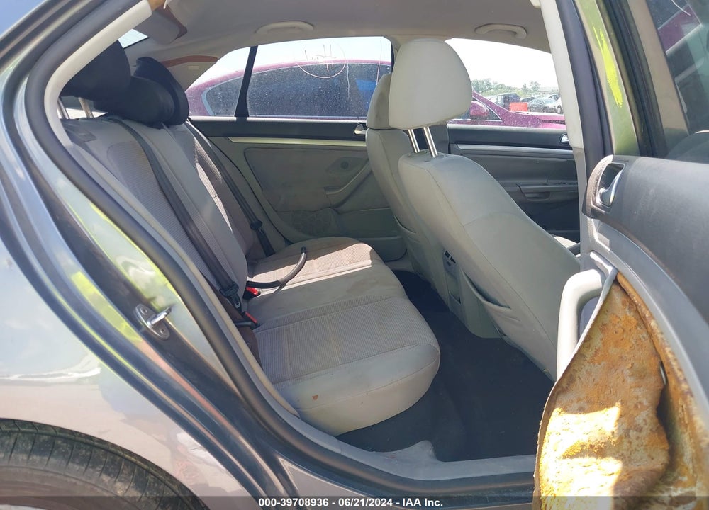 2008 VOLKSWAGEN JETTA S VIN: 3VWJM71K88M151207