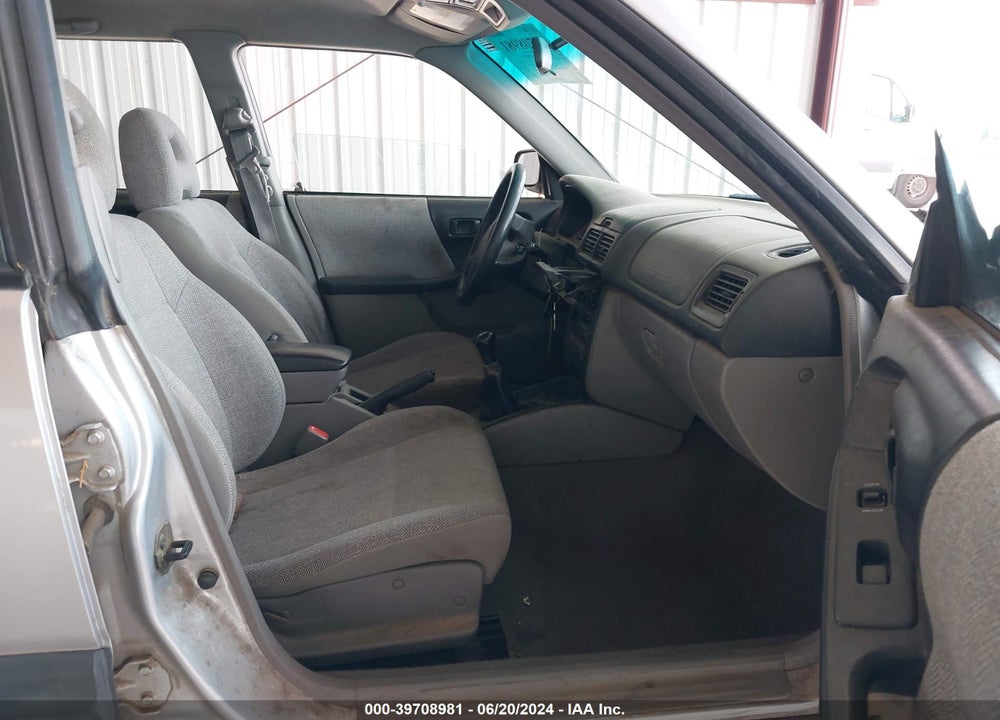 2002 SUBARU FORESTER L VIN: JF1SF63592G700259