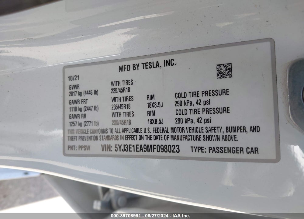 2021 TESLA MODEL 3 STANDARD RANGE PLUS REAR-WHEEL DRIVE VIN: 5YJ3E1EA9MF098023