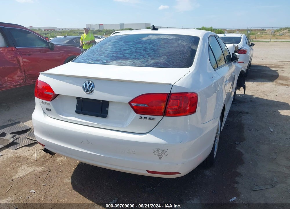 2012 VOLKSWAGEN JETTA 2.5L SE VIN: 3VWDX7AJ5CM358531