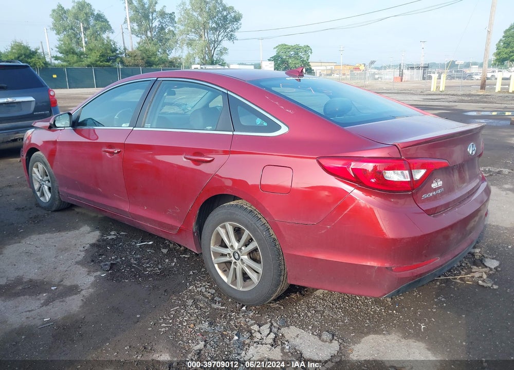 2015 HYUNDAI SONATA VIN: 5NPE24AF6FH232799