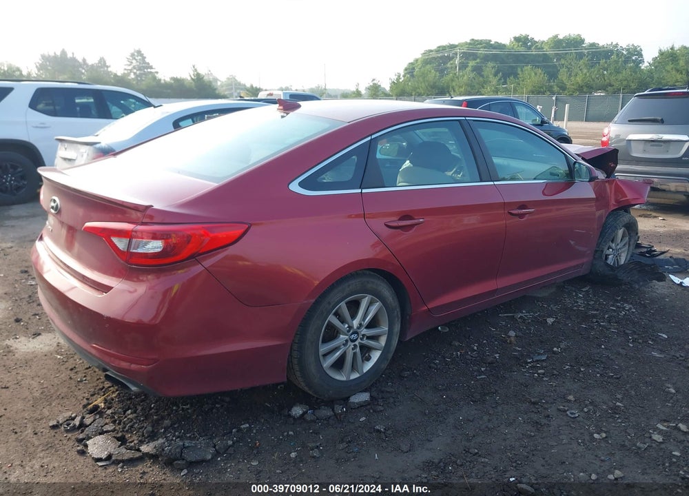 2015 HYUNDAI SONATA VIN: 5NPE24AF6FH232799