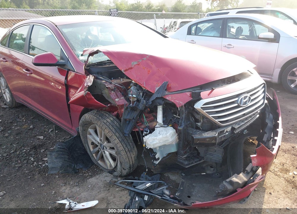 2015 HYUNDAI SONATA VIN: 5NPE24AF6FH232799