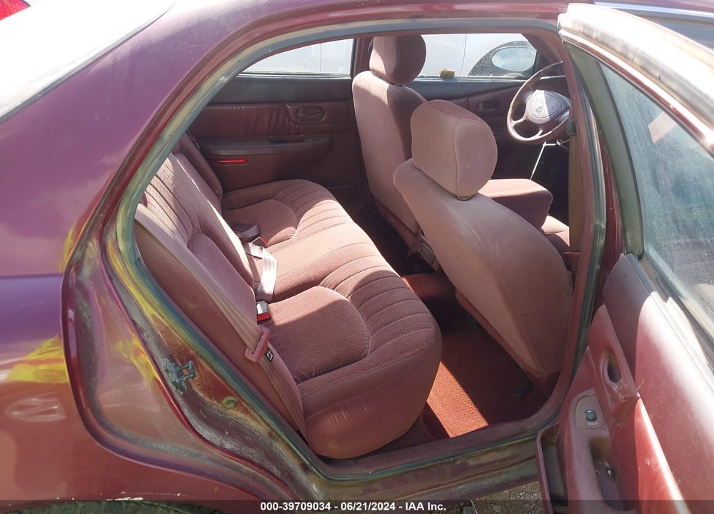 1998 BUICK CENTURY CUSTOM VIN: 2G4WS52M5W1513349