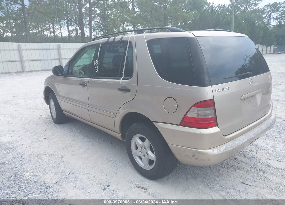 2001 MERCEDES-BENZ ML 320 VIN: 4JGAB54E71A241157