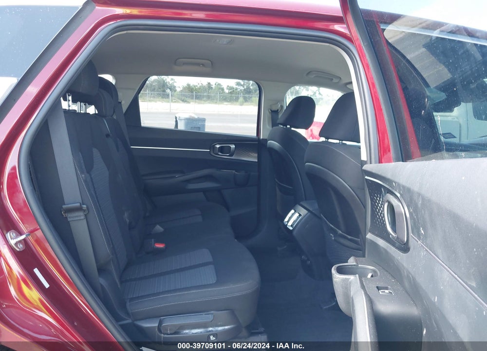 2023 KIA SORENTO LX VIN: 5XYRG4LC6PG221932