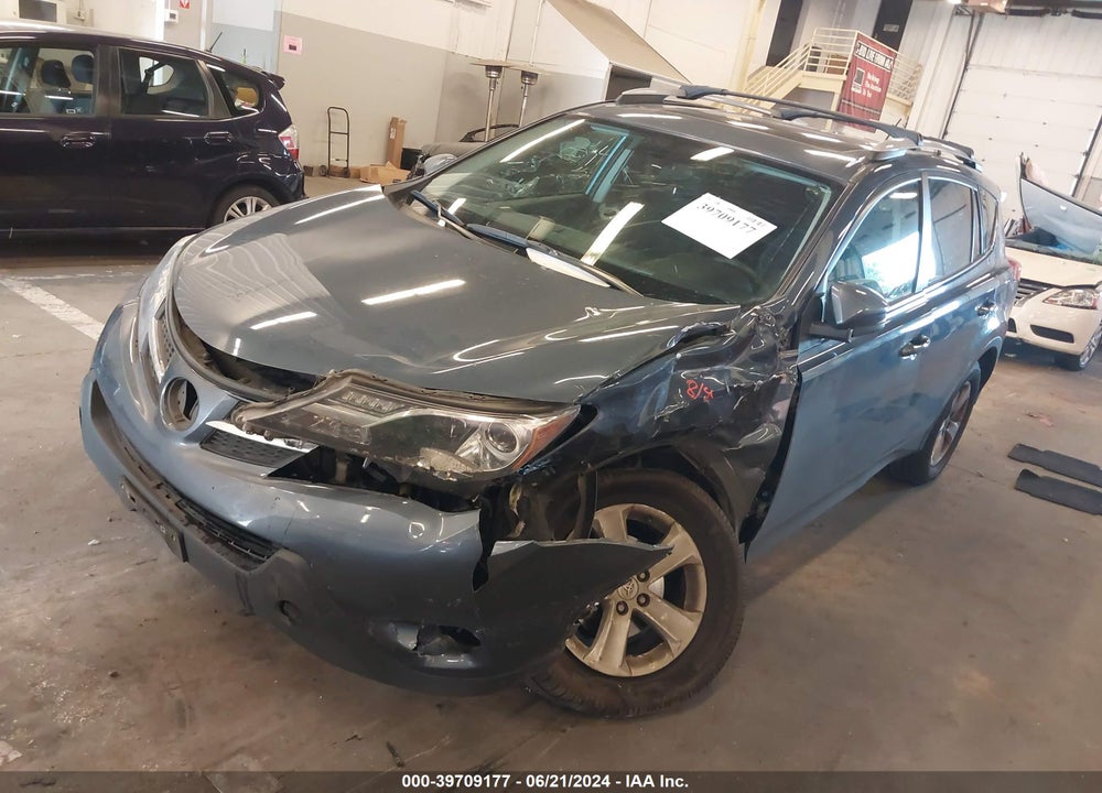 2013 TOYOTA RAV4 XLE VIN: 2T3RFREV0DW078634