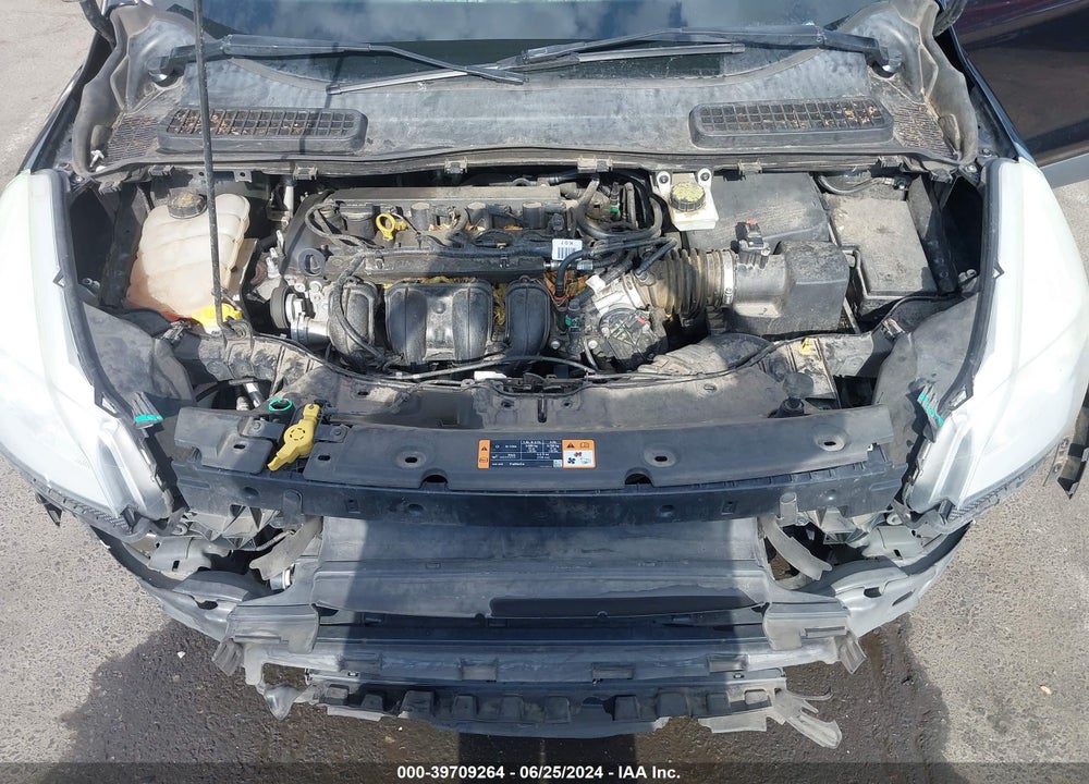 2015 FORD ESCAPE S VIN: 1FMCU0F70FUB47258