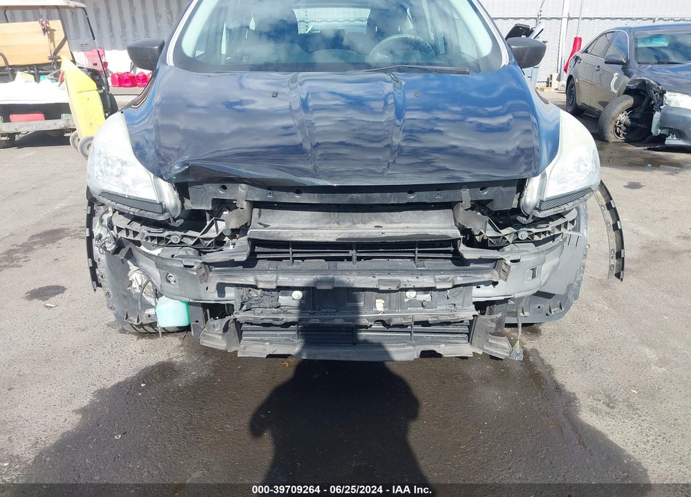 2015 FORD ESCAPE S VIN: 1FMCU0F70FUB47258