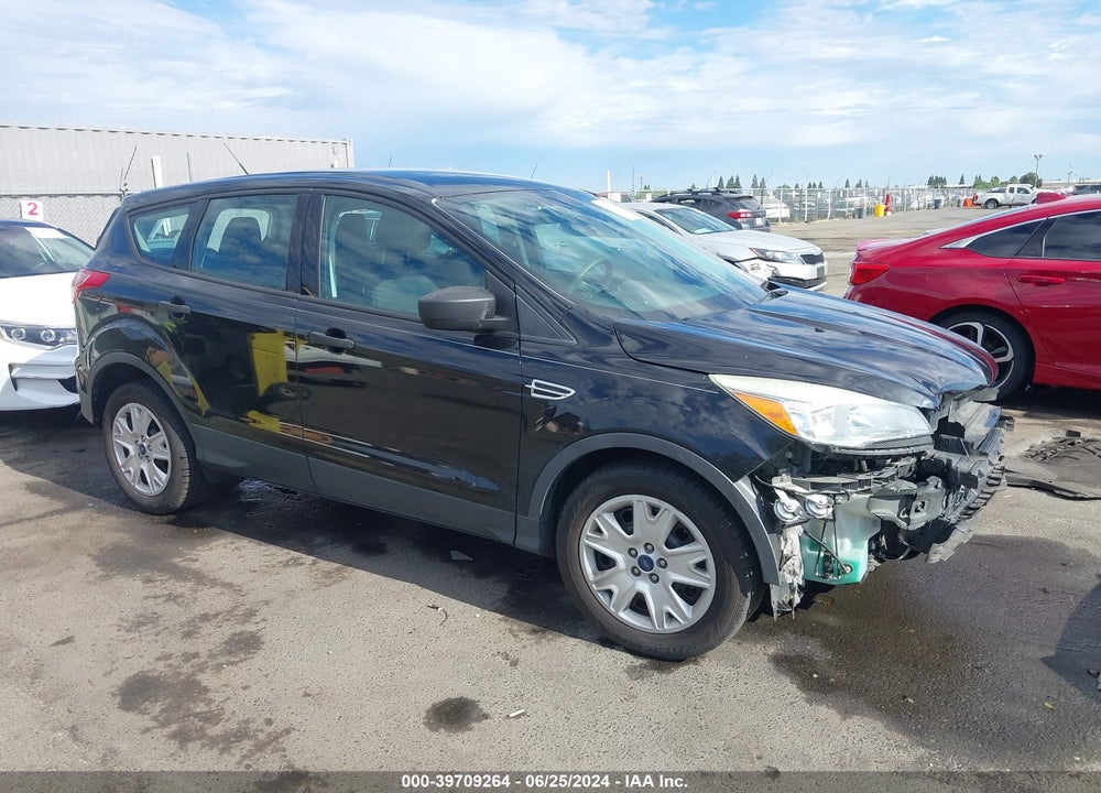 2015 FORD ESCAPE S VIN: 1FMCU0F70FUB47258