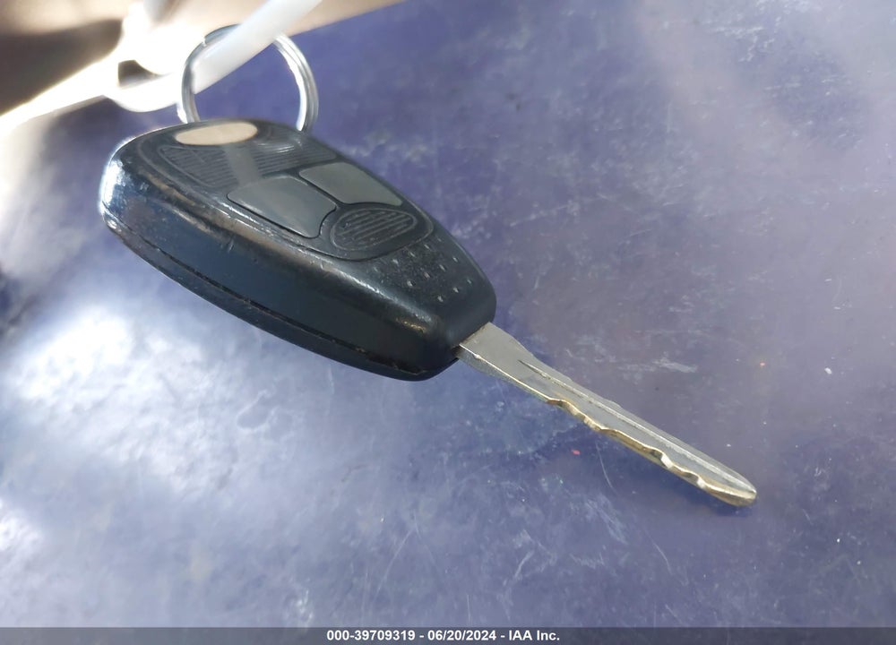 2007 JEEP PATRIOT SPORT VIN: 1J8FT28W87D358237