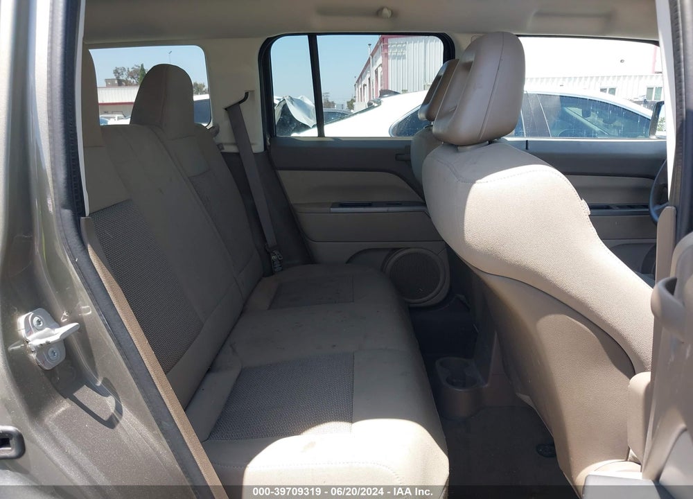 2007 JEEP PATRIOT SPORT VIN: 1J8FT28W87D358237