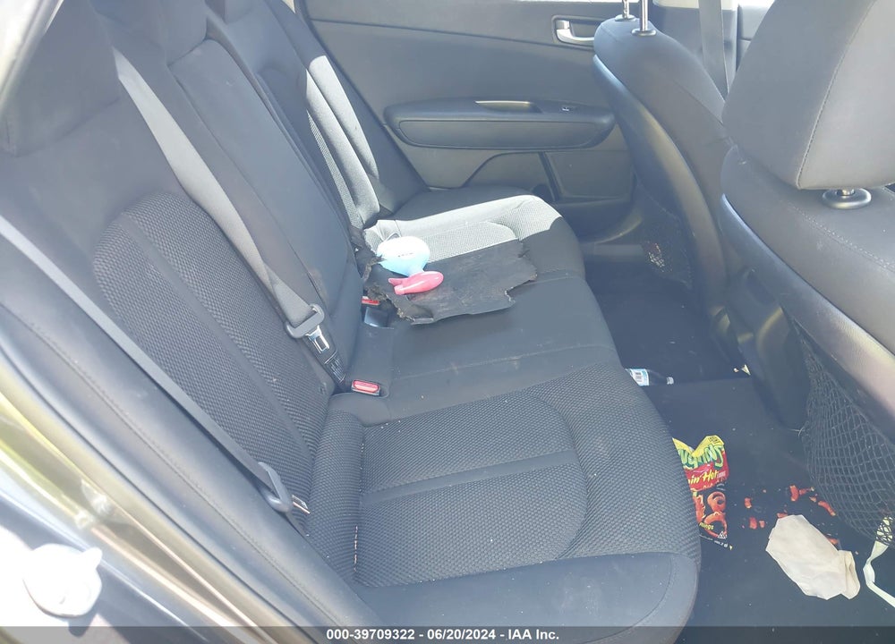 2019 KIA OPTIMA LX VIN: 5XXGT4L36KG276977