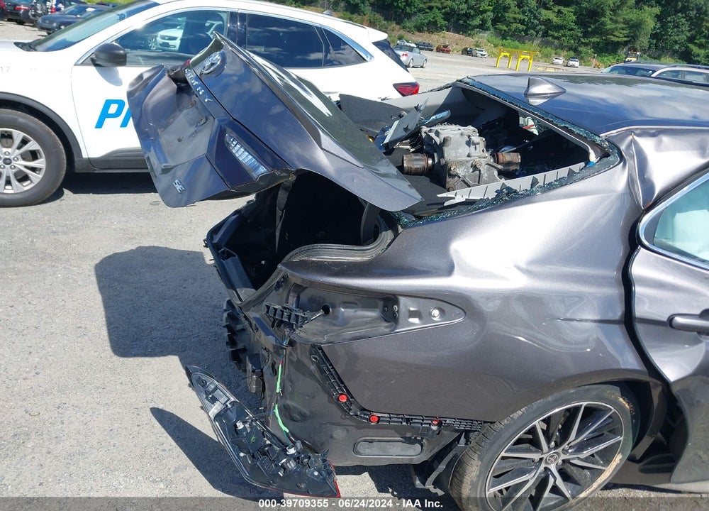 2021 TOYOTA CAMRY SE VIN: 4T1G11AK6MU444558