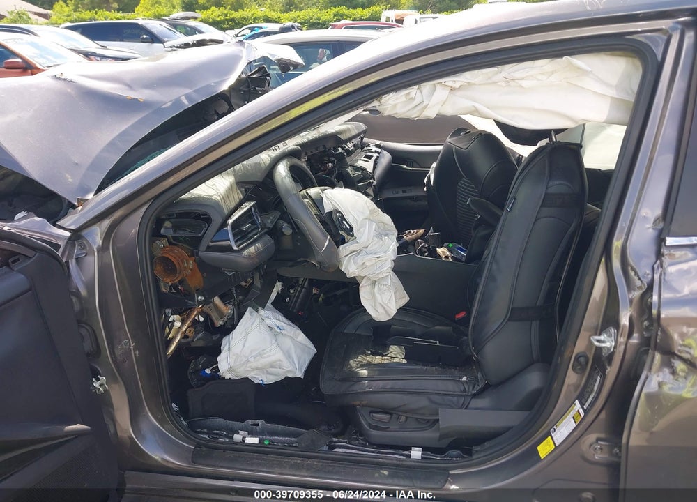 2021 TOYOTA CAMRY SE VIN: 4T1G11AK6MU444558