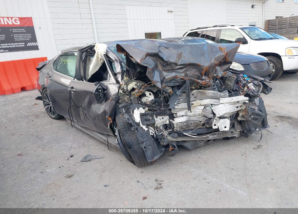 2021 TOYOTA CAMRY SE VIN: 4T1G11AK6MU444558