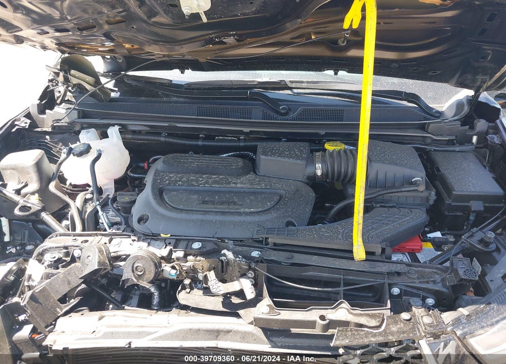 2024 CHRYSLER PACIFICA TOURING L VIN: 2C4RC1BG4RR128792